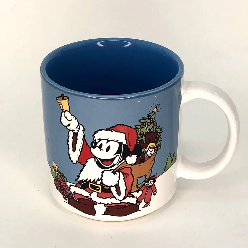 Disney Mickey Christmas 10 Ounce Mug & Gift Box